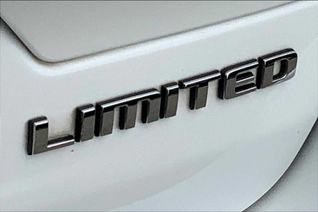 used 2022 Jeep Grand Cherokee car, priced at $26,390