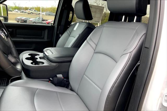 new 2025 Ram 3500 car, priced at $71,535