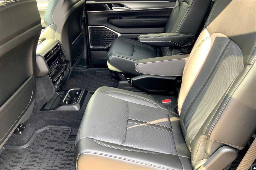 new 2025 Jeep Wagoneer car, priced at $69,999