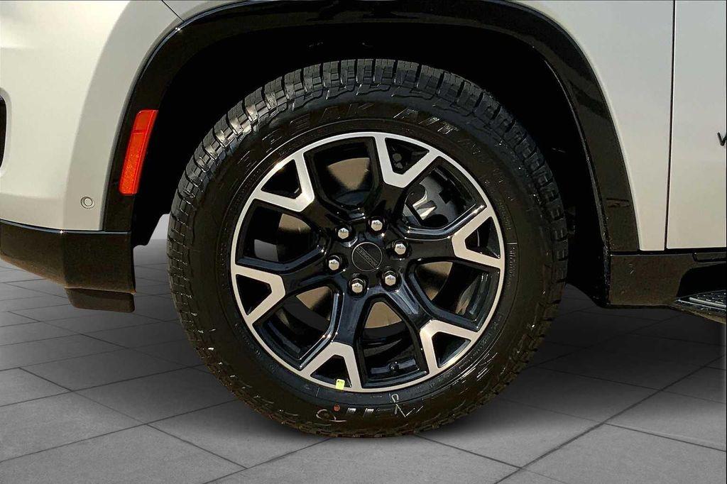 new 2025 Jeep Wagoneer car, priced at $69,999