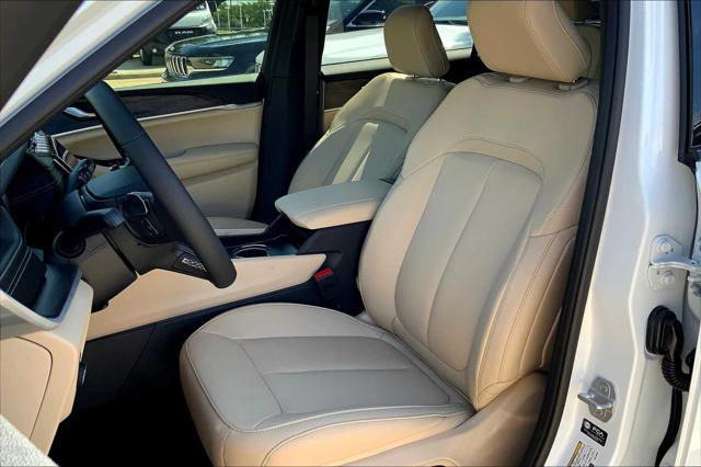 new 2025 Jeep Grand Cherokee L car, priced at $51,515