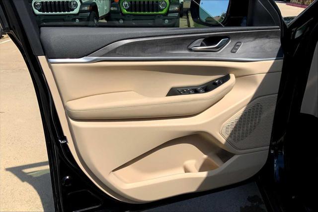new 2025 Jeep Grand Cherokee L car, priced at $56,999