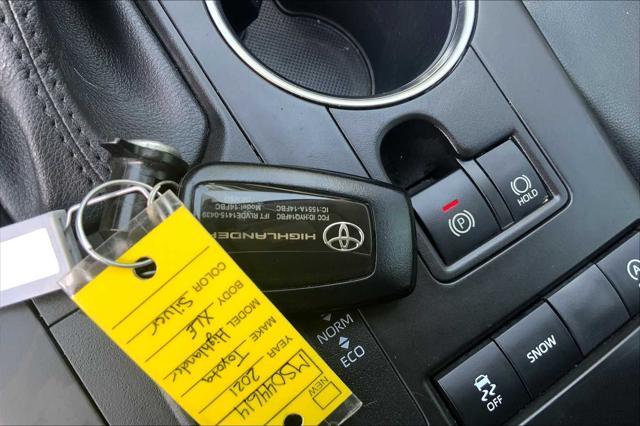 used 2021 Toyota Highlander car, priced at $25,890