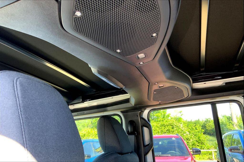 new 2025 Jeep Wrangler car, priced at $57,999