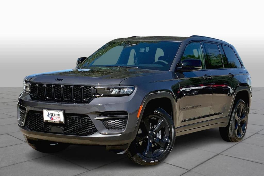 new 2024 Jeep Grand Cherokee car, priced at $43,999