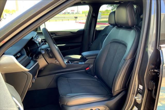 new 2024 Jeep Grand Cherokee car, priced at $44,499