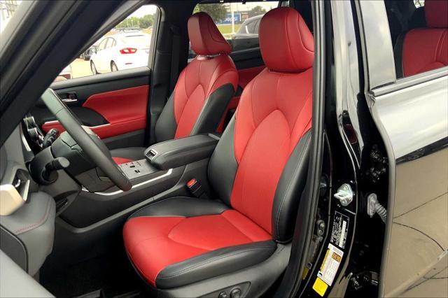 used 2024 Toyota Highlander car, priced at $43,590