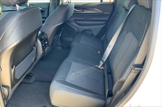 new 2025 Jeep Grand Cherokee car, priced at $41,780
