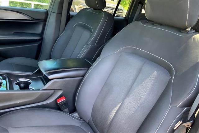 used 2024 Jeep Grand Cherokee car, priced at $32,990