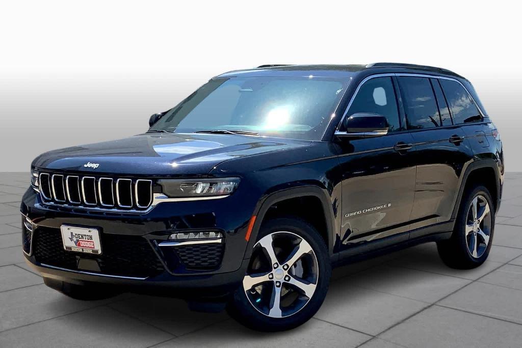 new 2024 Jeep Grand Cherokee car, priced at $47,999