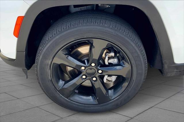 used 2023 Jeep Grand Cherokee L car, priced at $29,990