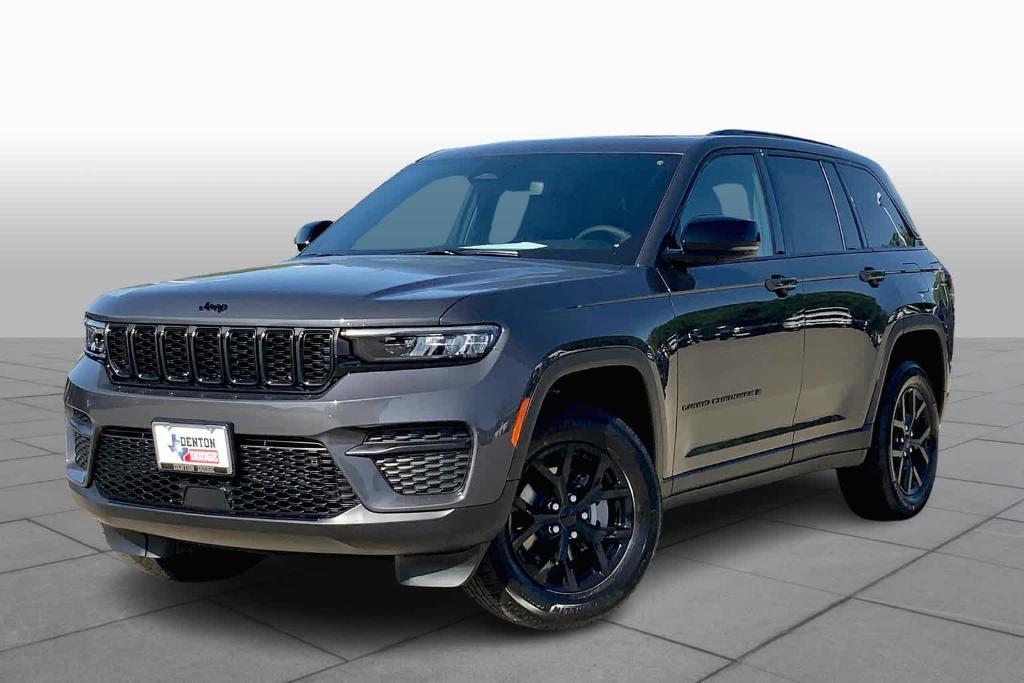 new 2024 Jeep Grand Cherokee car, priced at $41,999