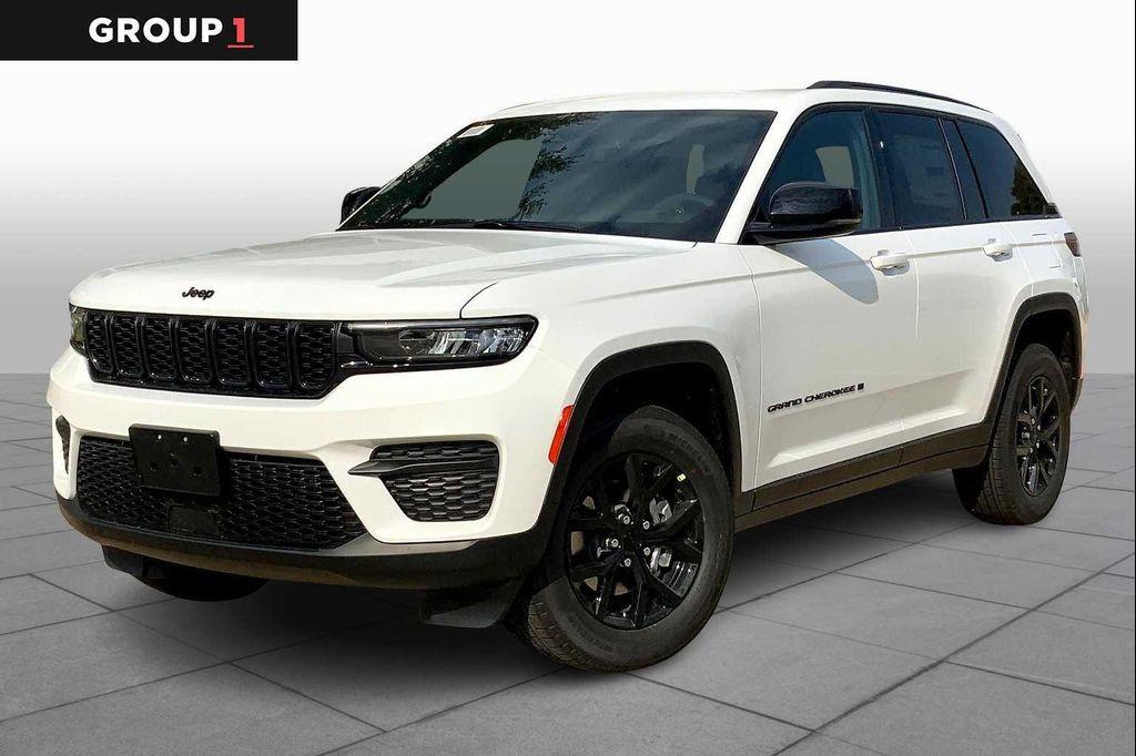 new 2025 Jeep Grand Cherokee car, priced at $40,499