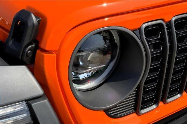 new 2025 Jeep Wrangler car, priced at $61,400