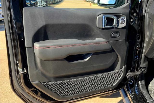 new 2025 Jeep Wrangler car, priced at $73,755