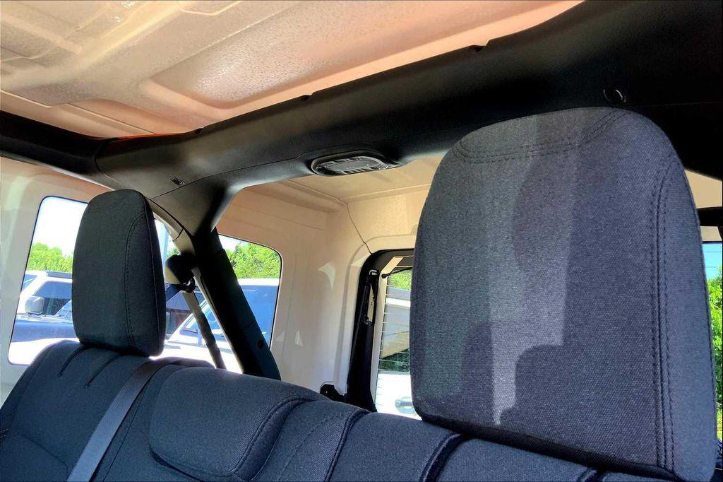new 2025 Jeep Wrangler car, priced at $46,999