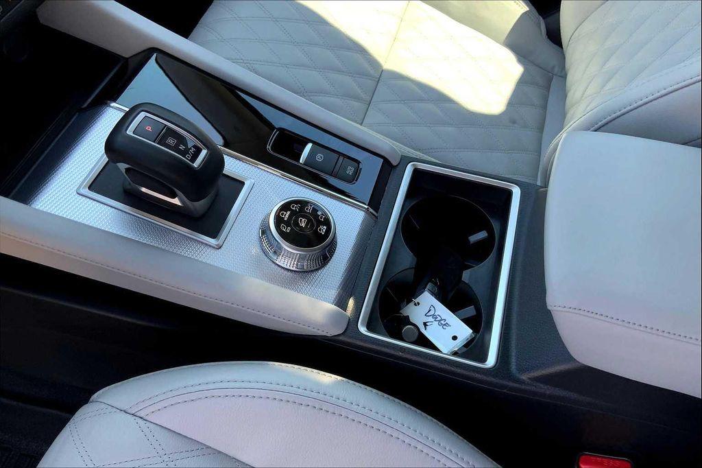 used 2024 Mitsubishi Outlander car, priced at $30,890