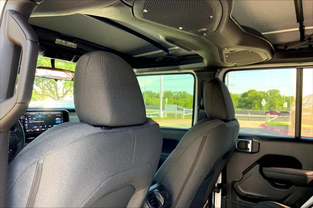 new 2025 Jeep Wrangler car, priced at $41,785