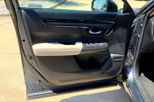 used 2023 Honda CR-V car, priced at $32,990