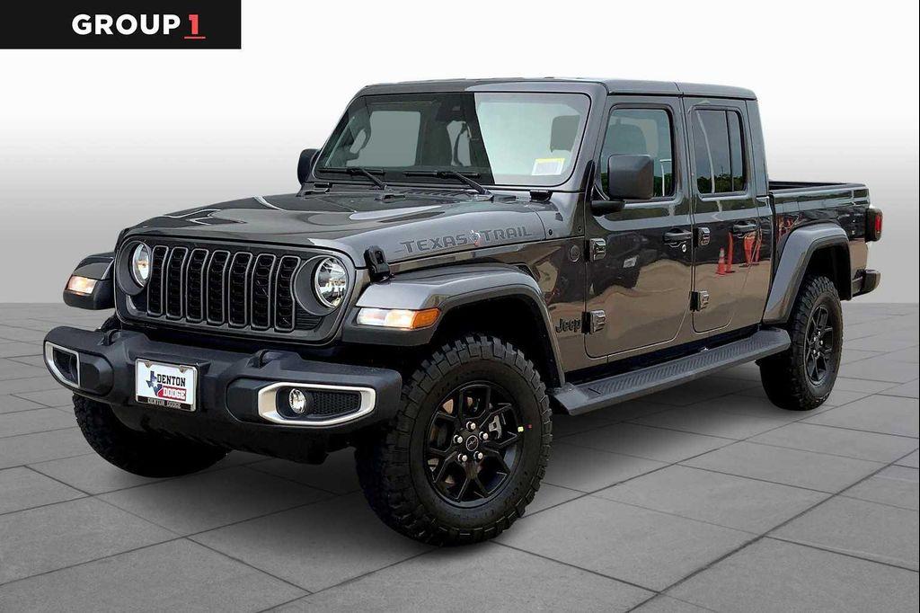 new 2025 Jeep Gladiator car, priced at $43,999