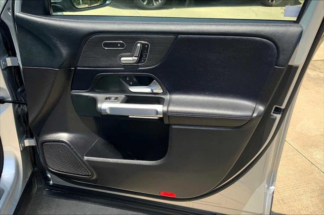 used 2020 Mercedes-Benz GLB 250 car, priced at $23,590