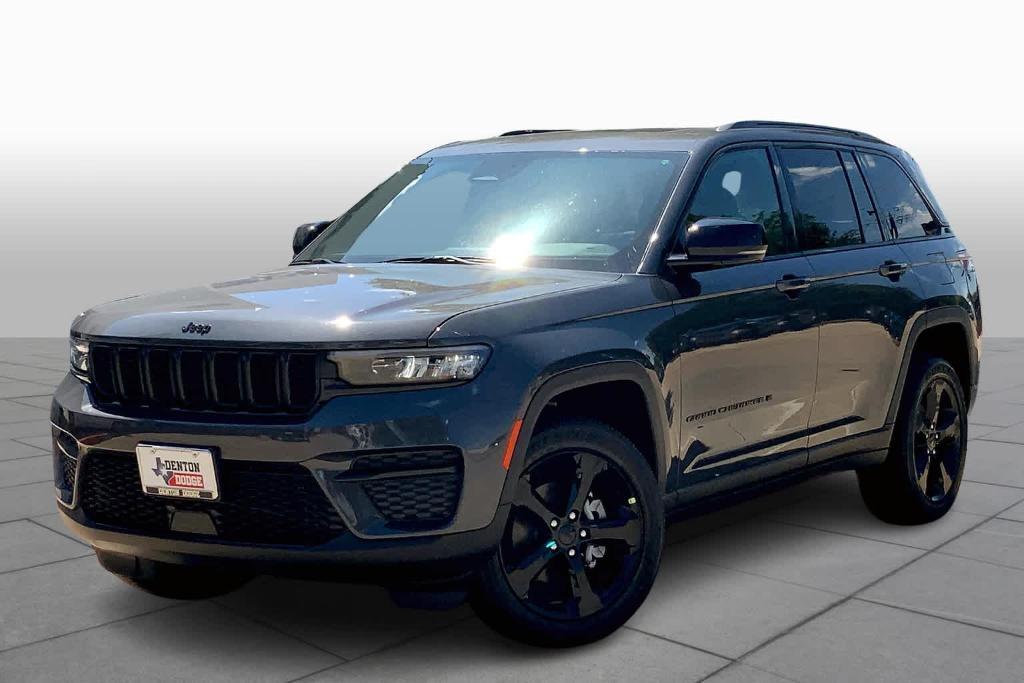 new 2024 Jeep Grand Cherokee car, priced at $42,499