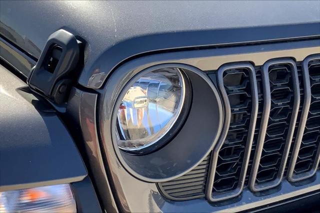 new 2025 Jeep Gladiator car, priced at $44,680