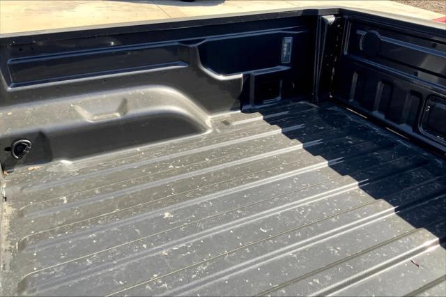 new 2025 Jeep Gladiator car, priced at $44,680