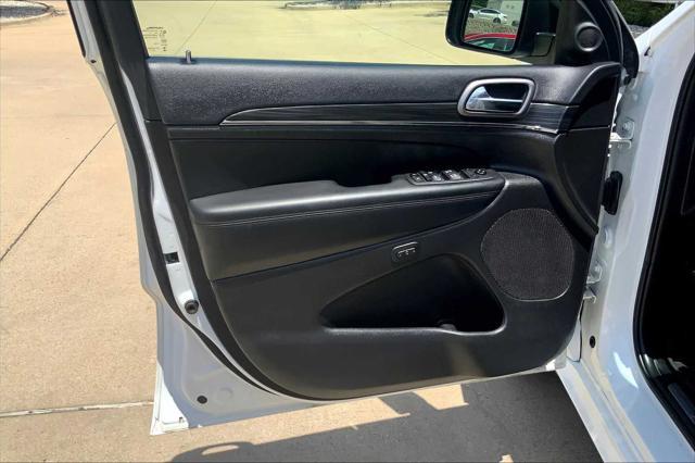used 2021 Jeep Grand Cherokee car, priced at $25,590