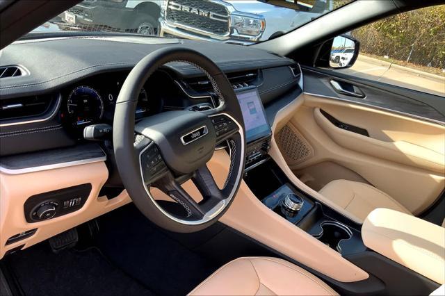 new 2025 Jeep Grand Cherokee car, priced at $43,499