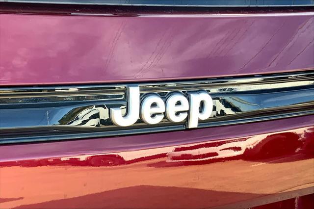 new 2025 Jeep Grand Cherokee car, priced at $43,499