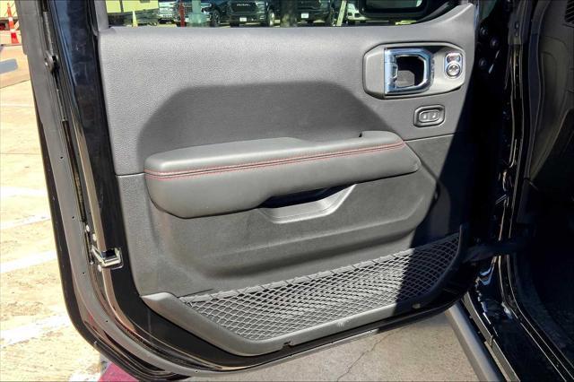 new 2025 Jeep Gladiator car, priced at $58,745