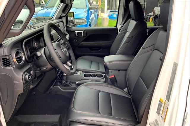 new 2025 Jeep Gladiator car, priced at $49,855