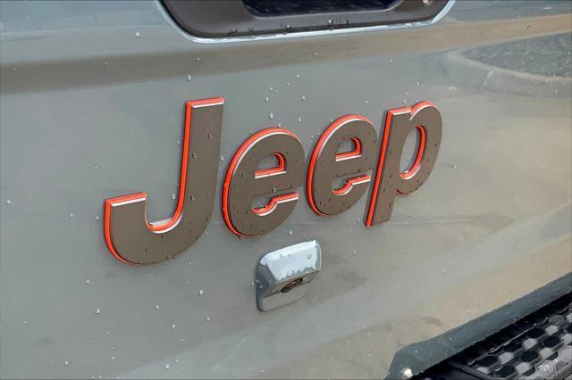 new 2025 Jeep Gladiator car, priced at $57,999