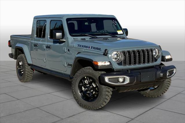 new 2025 Jeep Gladiator car, priced at $45,999