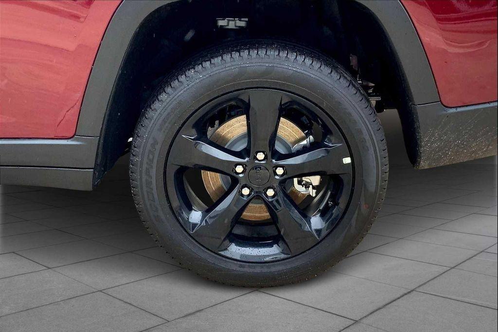 new 2025 Jeep Grand Cherokee L car, priced at $53,499