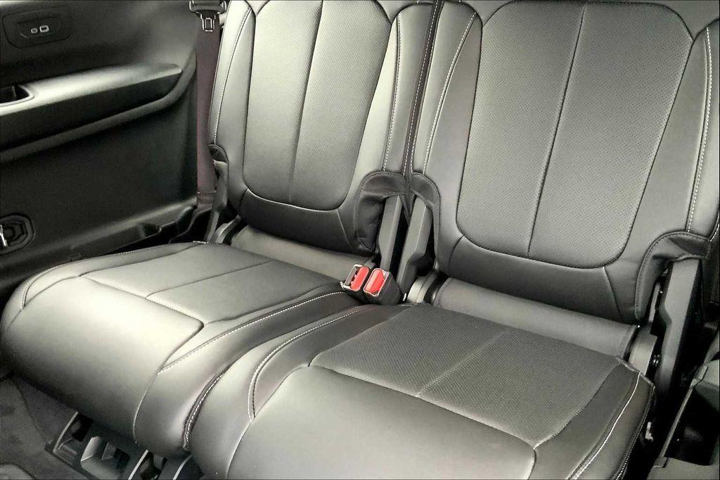 new 2025 Jeep Grand Cherokee L car, priced at $53,499