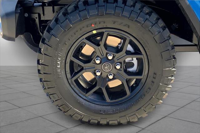 new 2025 Jeep Gladiator car, priced at $50,180