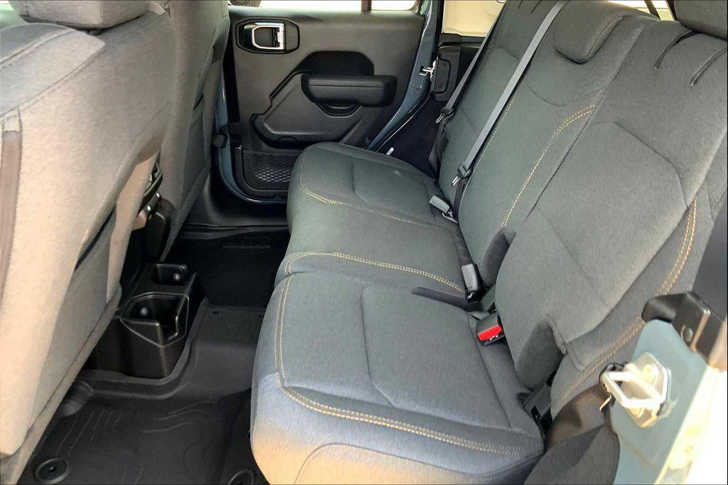 new 2025 Jeep Wrangler car, priced at $44,999