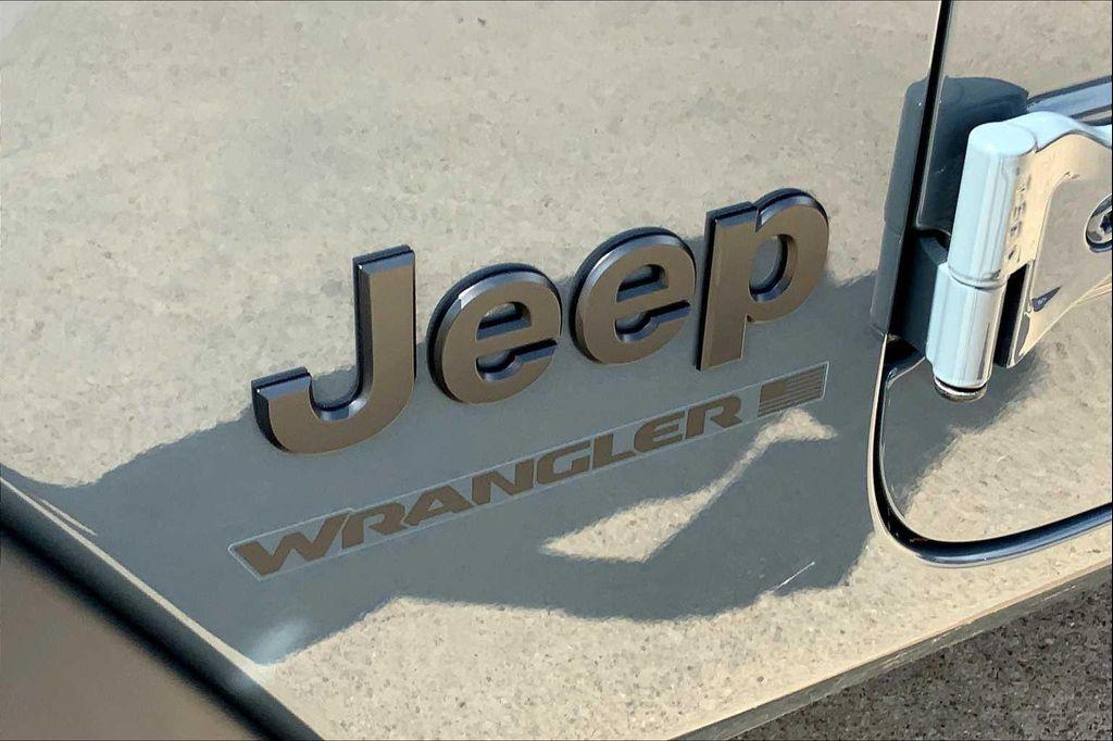 new 2025 Jeep Wrangler car, priced at $44,999