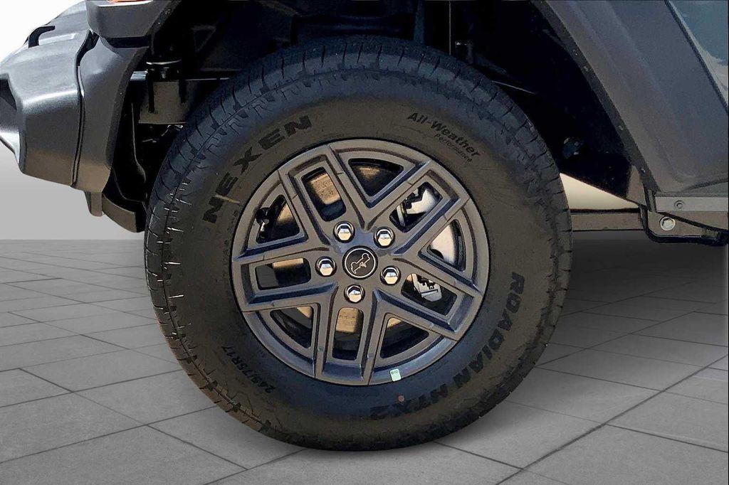 new 2025 Jeep Wrangler car, priced at $44,999
