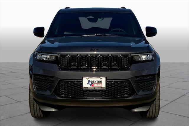 new 2024 Jeep Grand Cherokee car, priced at $43,999