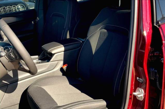 new 2025 Jeep Grand Cherokee car, priced at $42,175