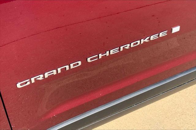 new 2025 Jeep Grand Cherokee car, priced at $42,175
