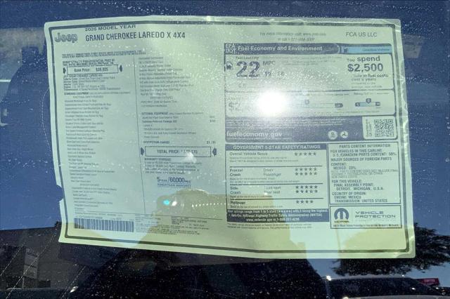 new 2025 Jeep Grand Cherokee car, priced at $42,175