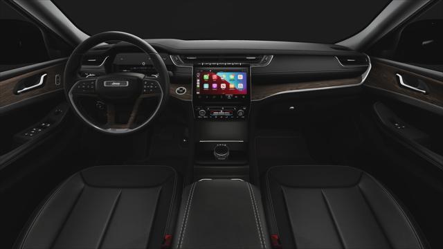 new 2025 Jeep Grand Cherokee car, priced at $44,900