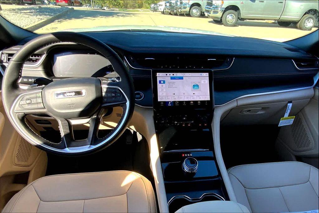 new 2025 Jeep Grand Cherokee L car, priced at $44,999