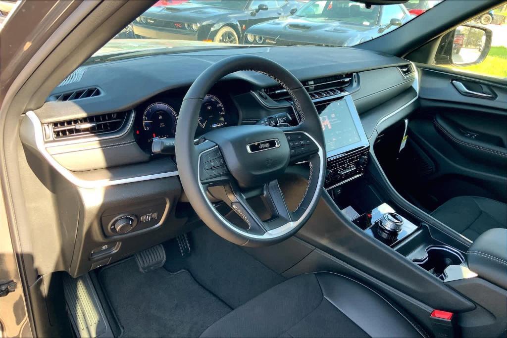 new 2024 Jeep Grand Cherokee L car, priced at $43,999