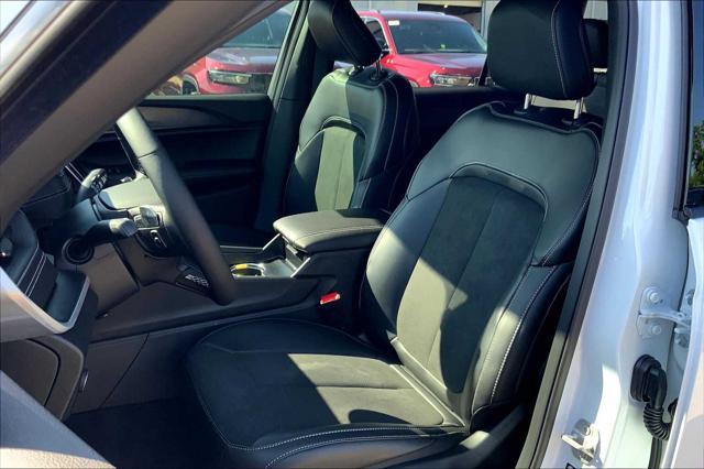 new 2025 Jeep Grand Cherokee L car, priced at $46,135