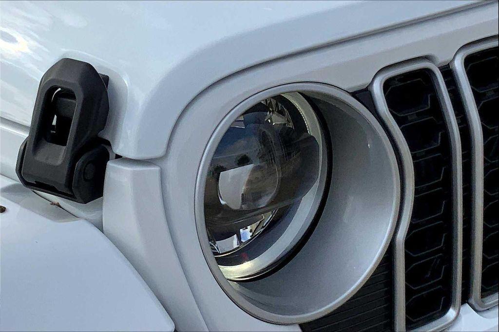 new 2025 Jeep Wrangler car, priced at $52,999